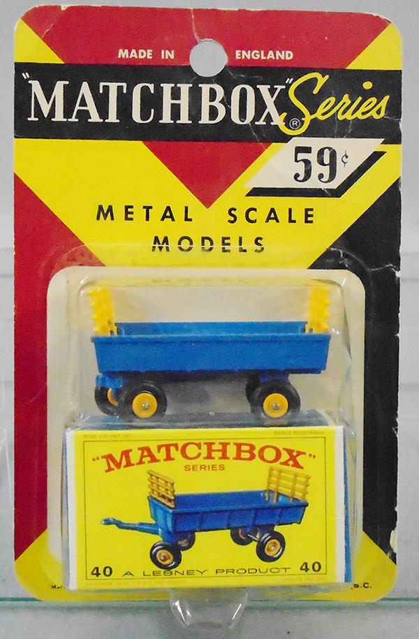 MATCHBOX 40C1 HAY TRAILER BLISTER PACK (1 of 1)