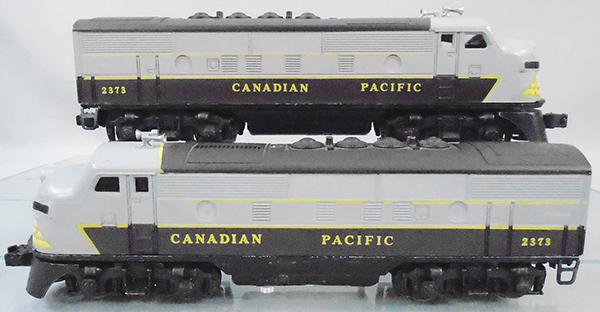 LIONEL 2373 CANADIAN PACIFIC F3 DIESELS: O ga, Power A had battery damage & has been professionally repaired, headlight housing has crack, both have nose decal chips over ventilators, orig 1950s issue, C7.