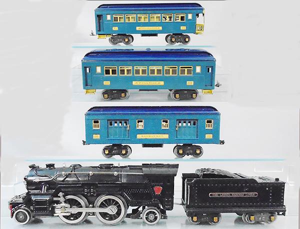 LIONEL TRAIN SET (1 of 3)