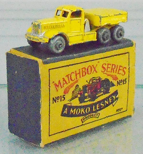 MATCHBOX MOKO 15A1 PRIMEMOVER (1 of 2)