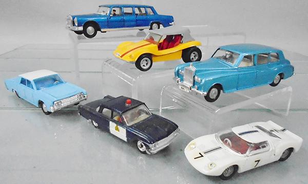 6 DINKY VEHICLES (1 of 2)