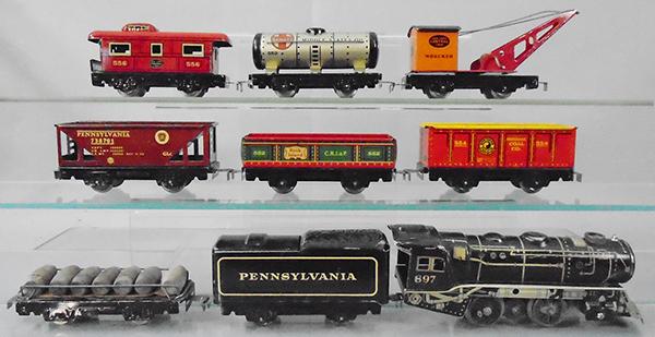 MARX TRAIN SET (1 of 4)