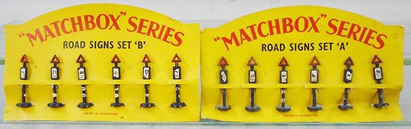 2 MATCHBOX ROAD SIGN SETS (1 of 1)