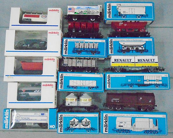 MARKLIN FREIGHT CARS (1 of 1)