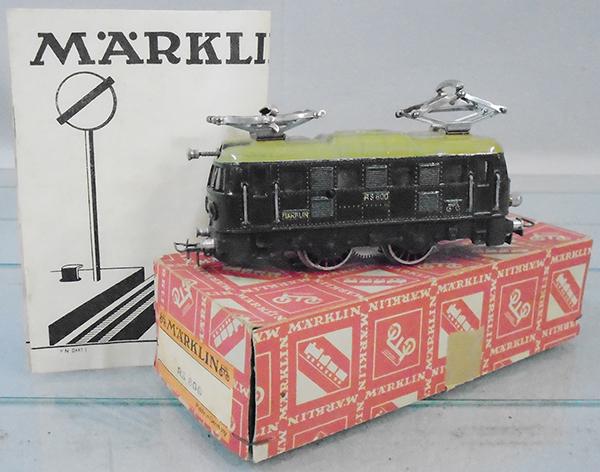 MARKLIN RS800 LOCO (1 of 2)