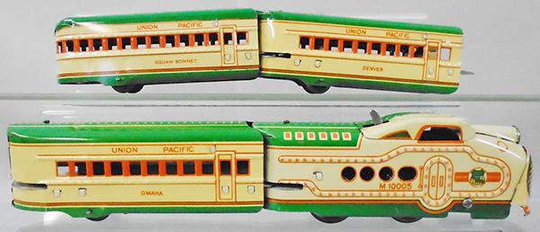 MARX 773 TRAIN SET: O ga, M10005 UP loco, windup working, Omaha, Denver & Squaw Bonnet cars, orig set box worn & taped, C8.