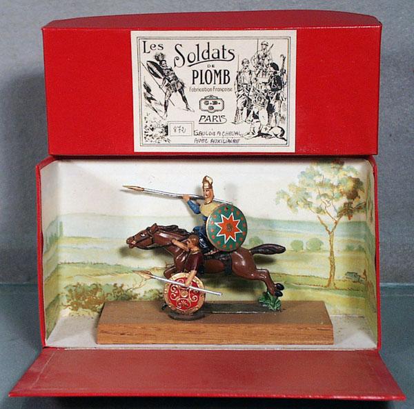 MIGNOT 872 GAUL ON HORSEBACK: orig diorama box, C9.