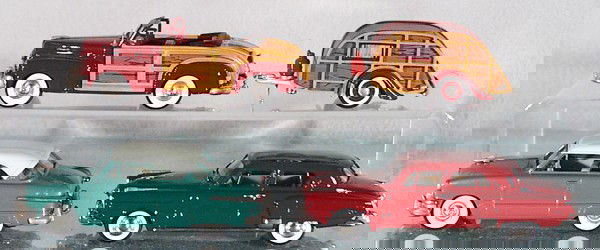 4 BROOKLIN MODELS: die cast, 1946 Mercury Sportsman, 1947 Wesley Slumber Coach, 1951 Ford Victoria, 1950 Studebaker Land Cruiser Sedan, made in England, C8-9.