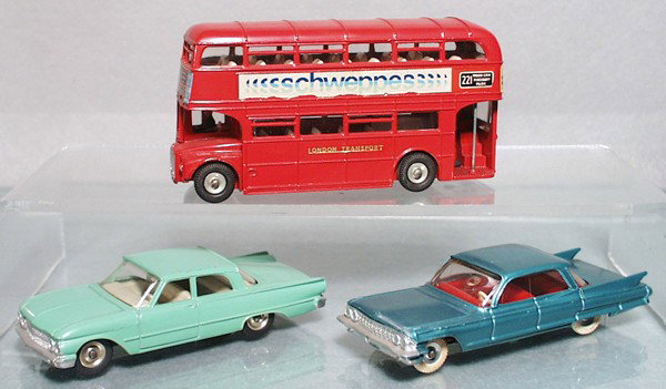 3 DINKY VEHICLES: 289 Routemaster Bus, 148 Ford Fairlane, 147 Cadillac, C5-7.