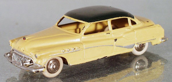 FRENCH DINKY 24V BUICK ROADMASTER: yellow & green, w/paint chips, C5.