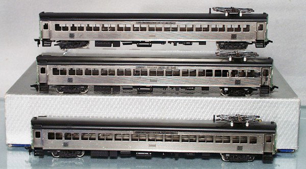 NEW HAVEN 3-CAR INTERURBAN SET: Japan, HO ga, 2-rail, painted brass, 1 powered, 1 has dented area on roof which has been touched up, orig box & insert minor wear, C6-7.