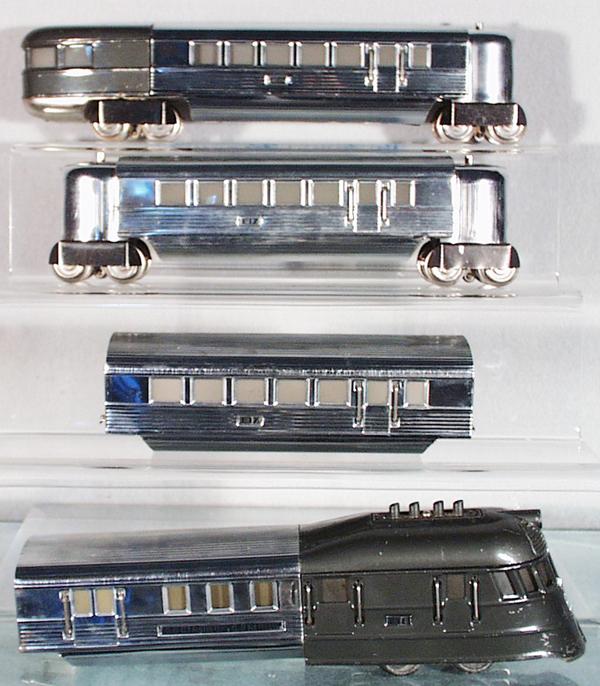 LIONEL 267 FLYING YANKEE TRAIN SET: O ga, 616 gunmetal power car, missing whistle, 2 #617 coaches, 618 obsv, orig boxes & set box minor wear, C6-8.