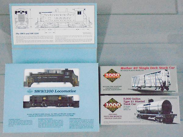 PROTO 2000 NYC TRAIN SET (1 of 1)