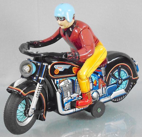 T.M. EXPERT MOTOR CYCLIST (1 of 4)