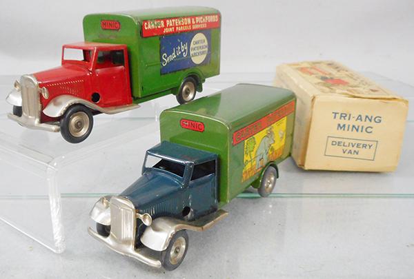 2 MINIC LORRIES (1 of 2)