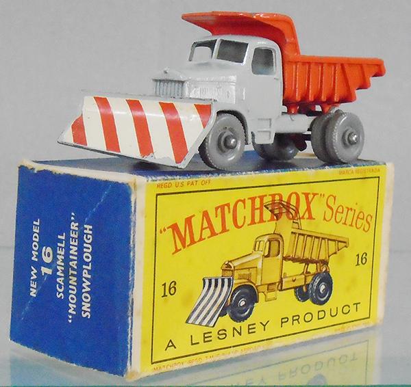 MATCHBOX 16C1 SNOW PLOUGH: small decal chips on blade edges, orig box minor wear, C8.