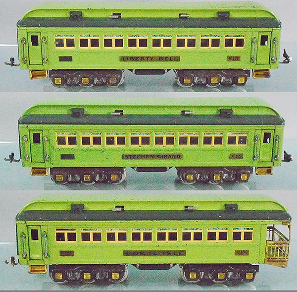 3 LIONEL PASSENGER CARS (1 of 3)