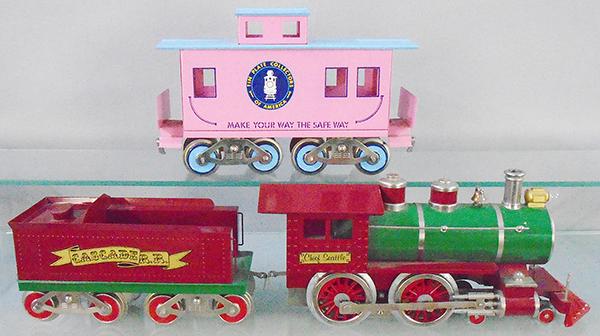 McCOY TRAIN SET (1 of 2)
