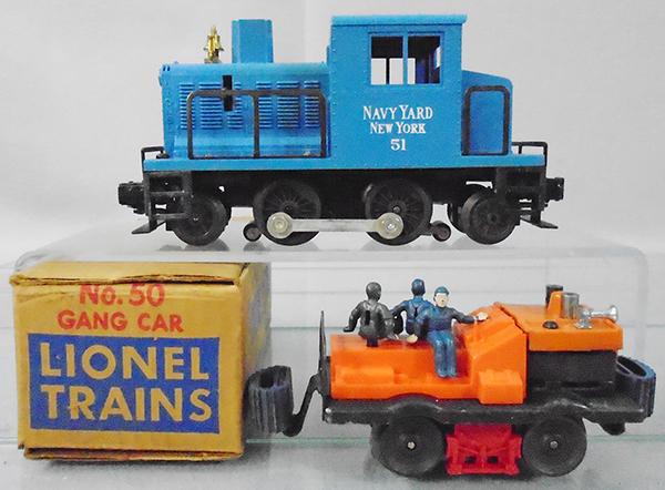 2 LIONEL MOTORIZED UNITS (1 of 2)