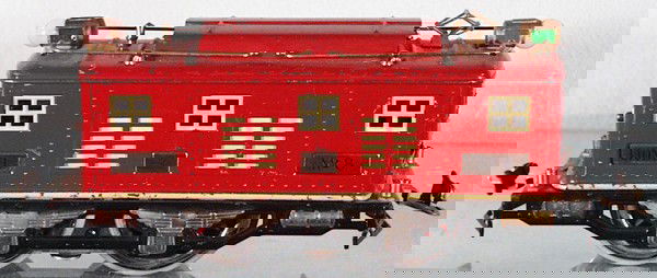 LIONEL TRAIN SET: std ga, 8 loco, rewheeled, 512 gondola w/barrels, 2 #511 lumber flats, missing 1 brakewheel, 514 reefer, C5-6.