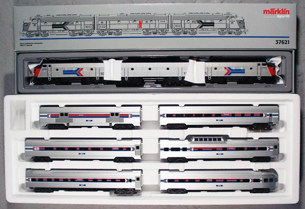 MARKLIN AMTRAK TRAIN SET: HO ga, 37621 Amtrak ABA w/43600 6-car set, orig boxes & inserts, C9.