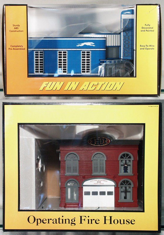 2 MTH BUILDINGS: O ga, 9040 Greyhound Bus Station, 90102 operating firehouse, orig boxes, C9.