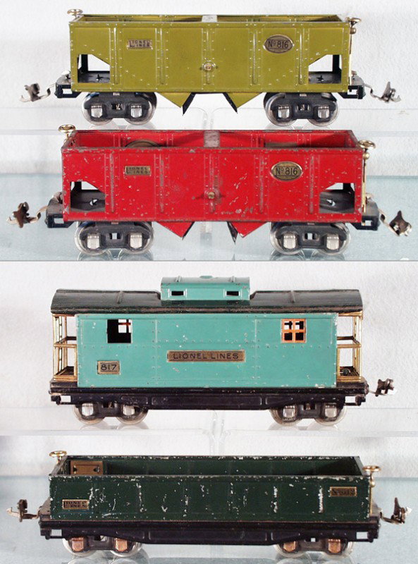 4 LIONEL FREIGHT CARS: O ga, 2 #816 hoppers, 812 gondola, 817 caboose, 1 window loose, both tabs broken, C5-6.