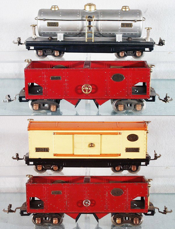 4 LIONEL FREIGHT CARS: O ga, 815 tank, 2#816 hoppers, 814 box car, C5-6.