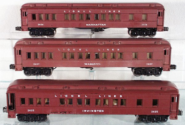 LIONEL MADISON CARS: O ga, 2628 Manhattan, 2627 Madison, 2625 Irvington, plastic windows curling, C5-7.