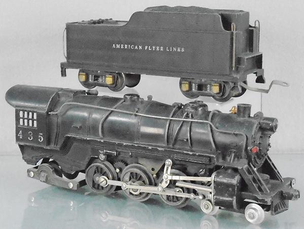 AMERICAN FLYER 436 LOCO & TENDER: O ga, 435 Pacific loco, die cast, 1 die cast window strut cracked, pilot missing 1 tin step, boiler front missing 1 plastic lamp & bracket, 433A tender, rear coupler missing verticle tab, C6-7.