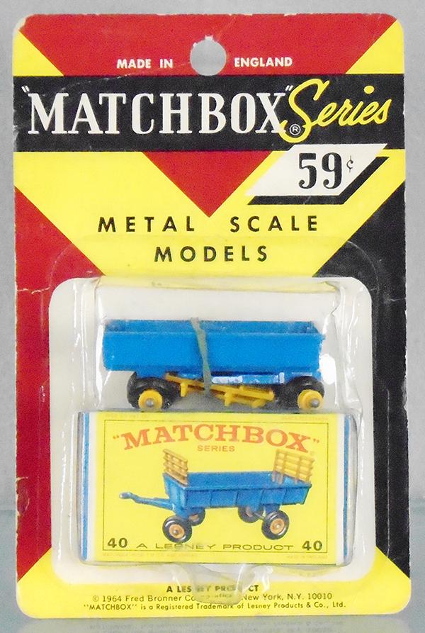 MATCHBOX 40C1 HAY TRAILER BLISTER PACK (1 of 2)