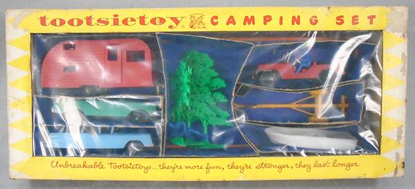 TOOTSIETOY 4335 CAMPING SET (1 of 2)