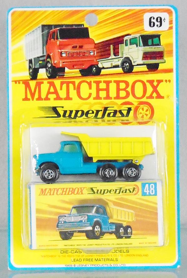 MATCHBOX SF 48A1 DODGE TIPPER BLISTER PACK (1 of 2)