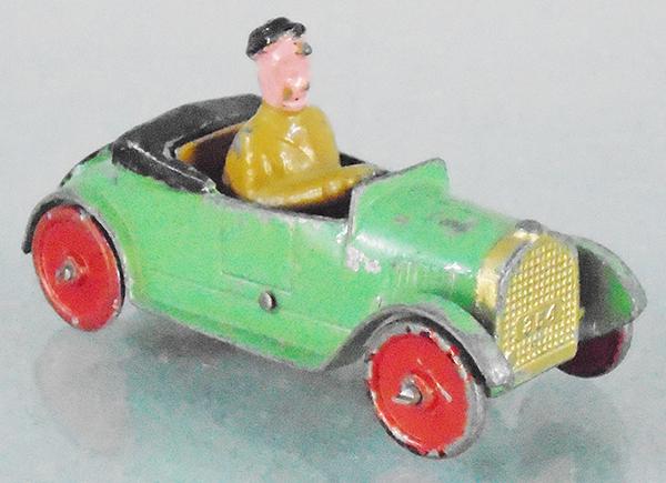 TOOTSIETOY 5102 UNCLE WALT CAR: articulated version, C6.