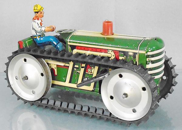 MARX SPARKLING CLIMBING TRACTOR (1 of 4)