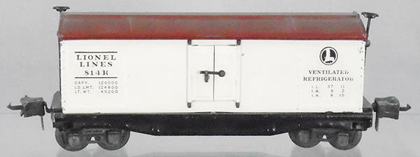 LIONEL 814R REFRIGERATOR BOX CAR (1 of 4)