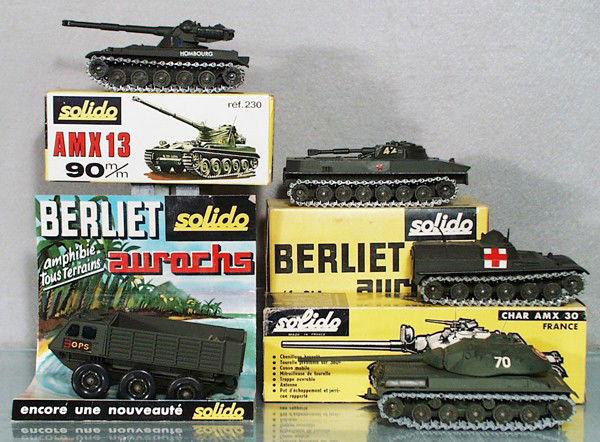 5 SOLIDO MILITARY VEHICLES: 230 AMX 13 Tank, 214 Amphibious Carrier, 209 Char AMX Tank, orig boxes minor wear, 207 Amphibious Tank, decals chipped, 227 AMX 13T Medic Carrier, C5-8.