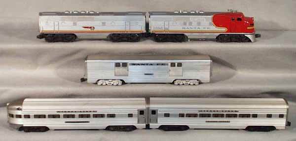 LIONEL TRAIN SET: O ga, 2343 SF AB, nose decal chipped, some silver touchup on power unit, 2533 Silver Cloud Pullman, 2531 Silver Dawn obsv, w/AMT 4170 SF baggage, 2 couplers broken, C5.