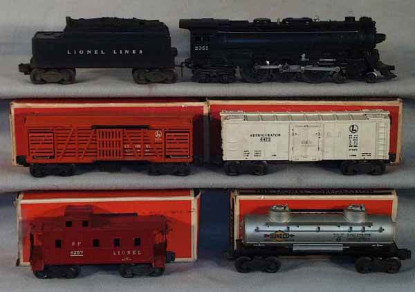 LIONEL TRAIN SET: O ga, 2055 loco, 6466W tender, 3656 cattle car, ob, 6472 milk car, ob, 6257 caboose, ob, all obs incom, C5-7.