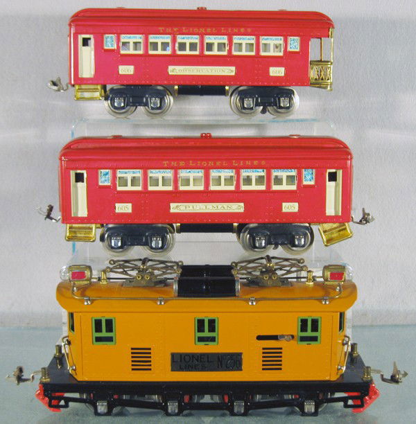 LIONEL TRAIN SET: O ga, 256 loco, 605 Pullman, 606 obsv, all are restored, C8.