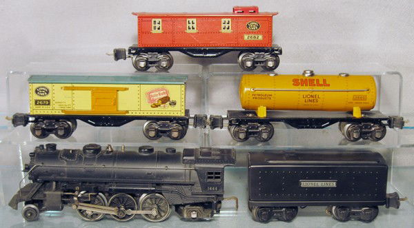 LIONEL TRAIN SET: O ga, 1666 loco, 2 small touch up spots on side air tank, 1689T tender, restored, 2680 Shell tank, 2679 box car, 2682 caboose, 4 orig boxes only, boxes rough, C5-6.