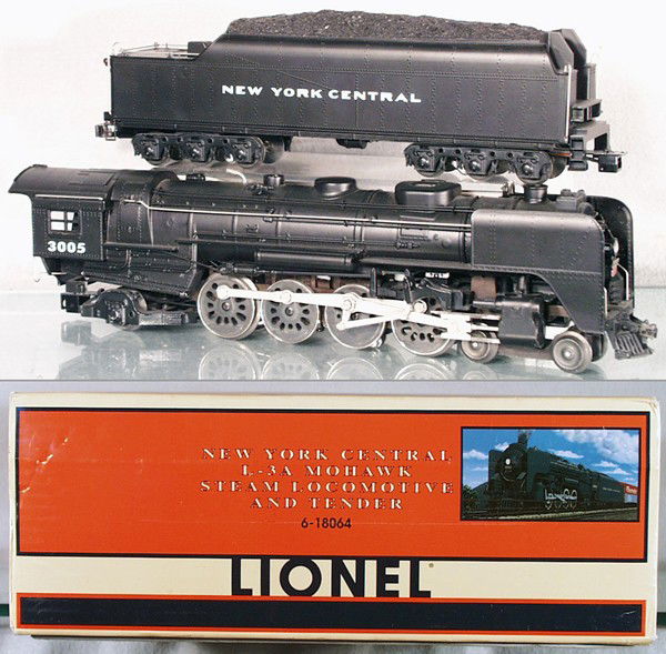 LIONEL 18064 NYC MOHAWK LOCO & TENDER: O ga, w/sound & smoke, orig box & insert, C8-9.
