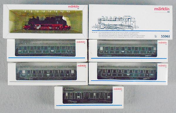 MARKLIN DIGITAL PASSENGER SET (1 of 1)