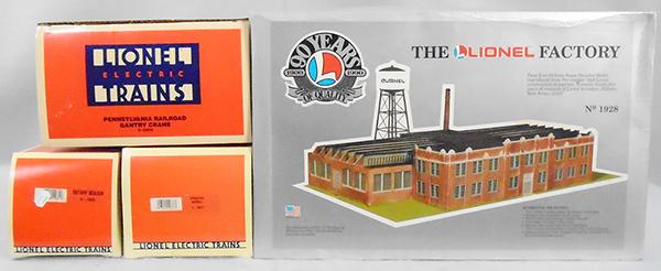 4 LIONEL ACCESORIES (1 of 3)