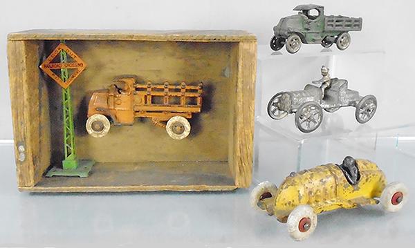 4 HUBLEY VEHICLES (1 of 2)