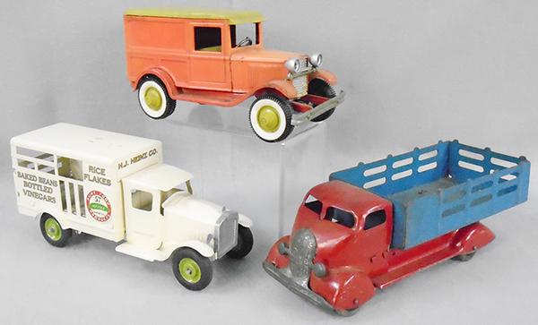 3 TOY TRUCKS (1 of 2)