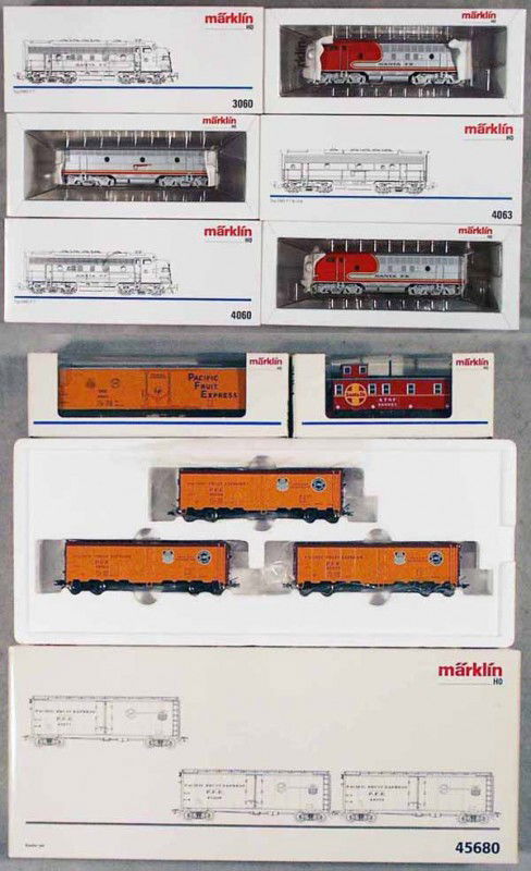 MARKLIN AMERICAN TRAIN SET: HO ga, 3060, 4063 & 4060 SF F7 ABA diesel set, w/45680 PFE reefer set & cars 47780 & 4777, orig boxes & inserts, C9-10.