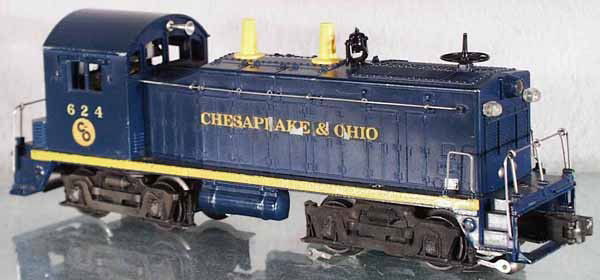 LIONEL 624 C&O SWITCHER: O ga, 1 side has decal chips, C6-7.