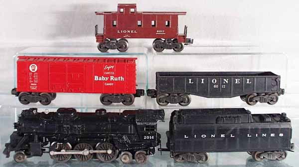 LIONEL TRAIN SET: O ga, 2016 loco, small bend in cab roof, 6026W tender, 1 broken step, 6012 gondola, 6014 box car, 6017 caboose, C5.