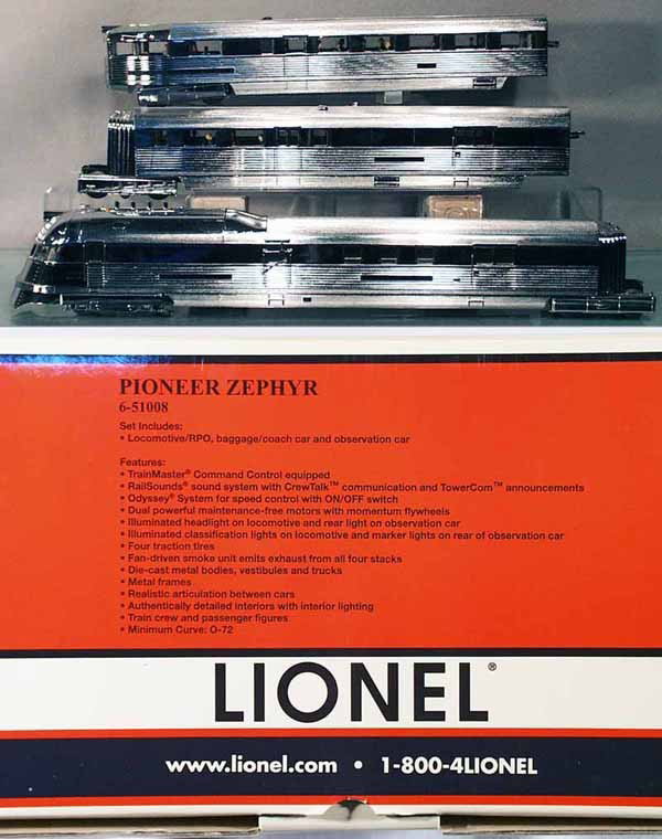 LIONEL 51008 PIONEER ZEPHYR TRAIN SET: O ga, chrome, orig box & inserts, C9-10.